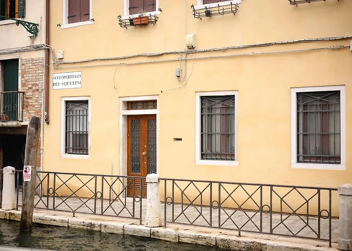 Marin アパート *